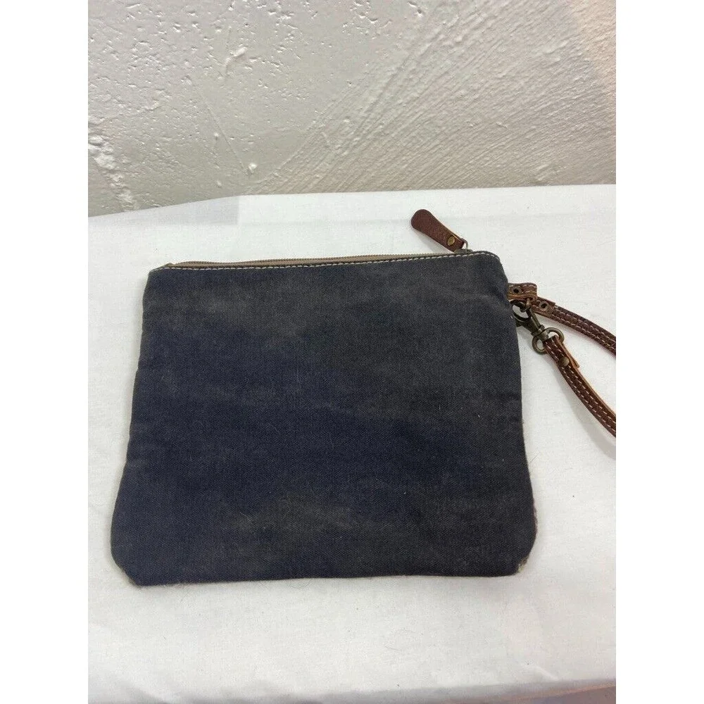 MYRA BAG WRISTLET 9 X 7.5 CANVAS GRAY STRIPE ZIPPER WALLET